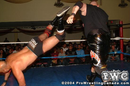 Notorious T.I.D. vs. Akam Singh